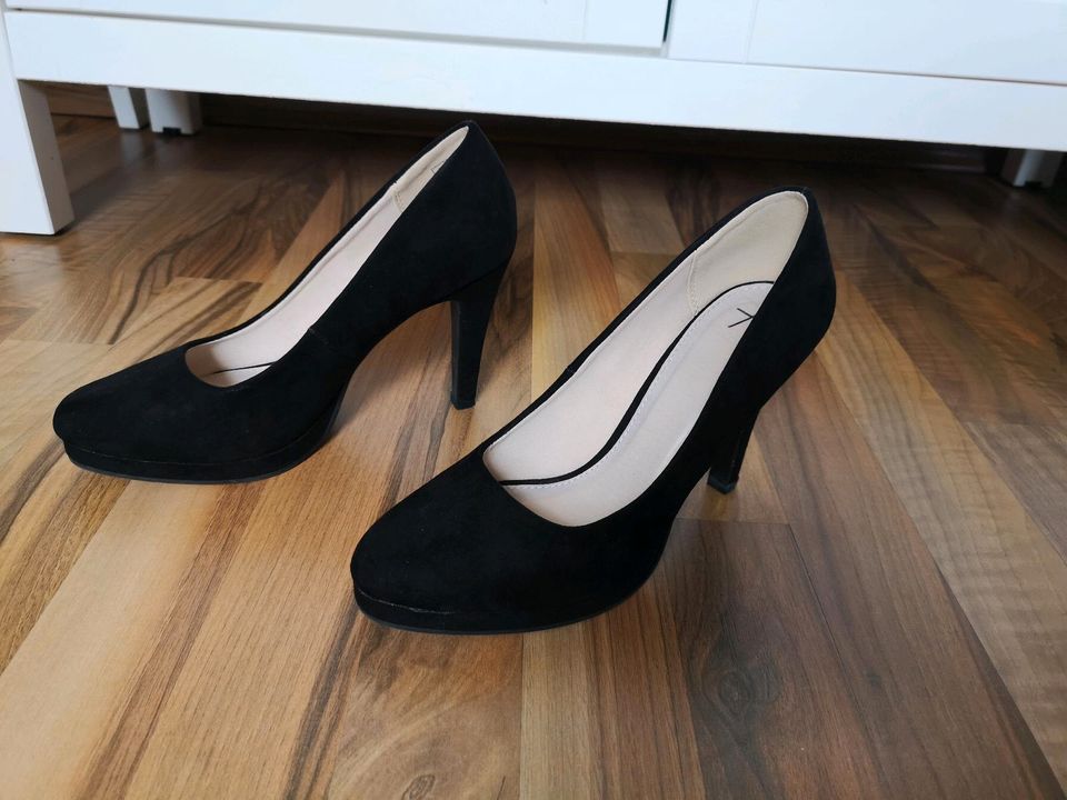 Schwarze Pumps | Highheels | Anna Field | Gr. 38 | chic | wedding in Nidda