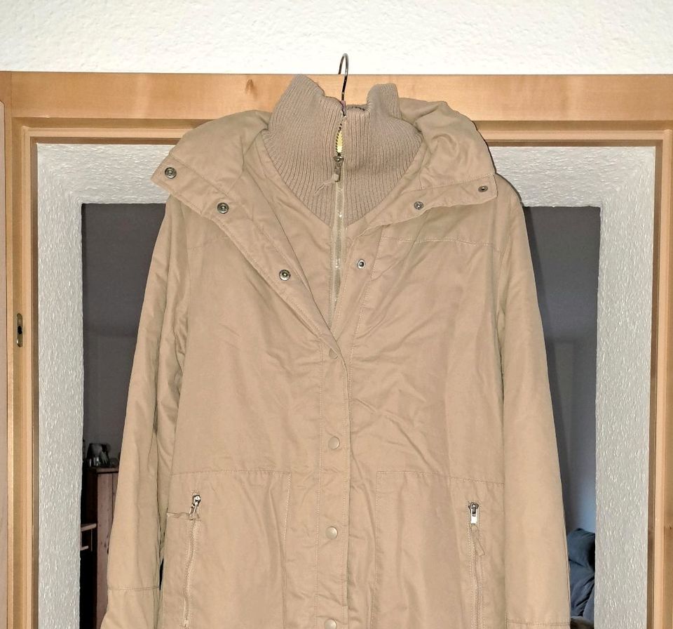 Winterjacke Mantel Parka in Lommatzsch