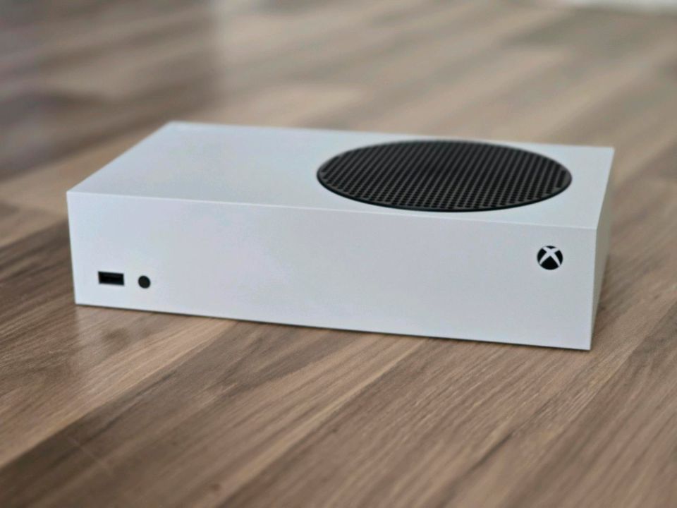 Xbox Series S 512GB weiß, wie neu in Leipzig