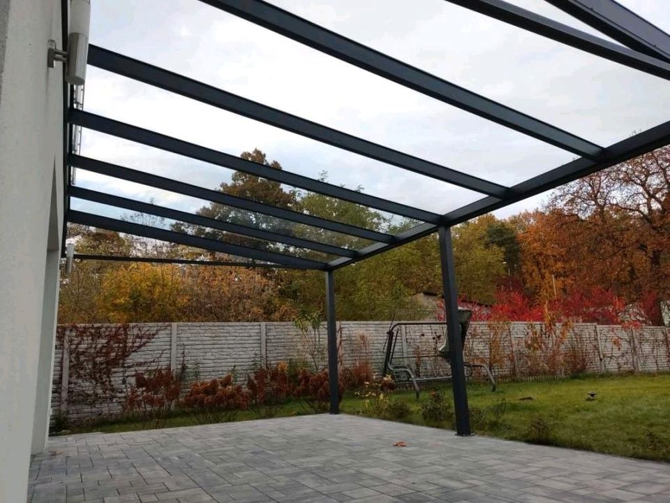 Terrassenüberdachung aus Alu| mit Glas | aus Polen 300x306. in Berlin