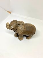 Elefant aus Keramik Gilde Handwerk grau Figur Tier Glücksbringer Hessen - Wölfersheim Vorschau