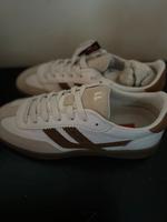 LLOYD Sneaker – NEU mit Etikett – Größe 42 Bayern - Augsburg Vorschau