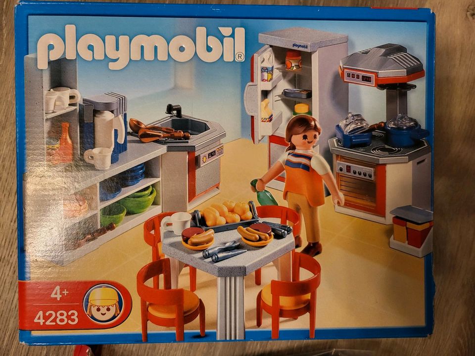 Playmobil 4279 Wohnhaus mit Erweiterung 7387 Beleuchtung 7390/1 in Emmerthal