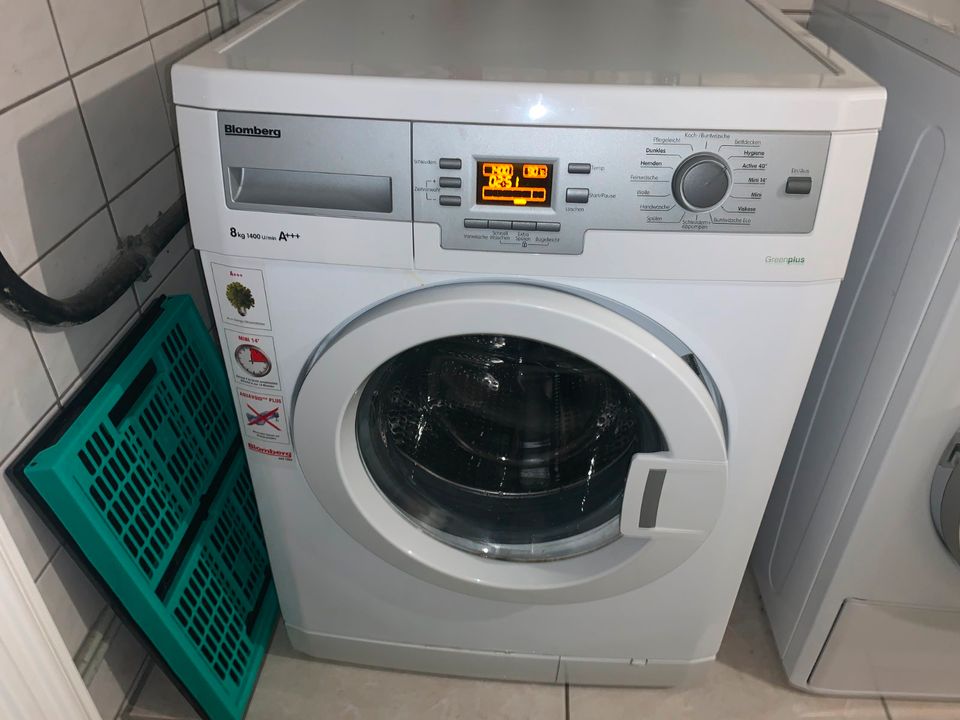 Blomberg 8kg Waschmaschine WNF 8447 AE40 A+++ Trommel dreht nicht in Köln -  Heimersdorf | Waschmaschine & Trockner gebraucht kaufen | eBay  Kleinanzeigen ist jetzt Kleinanzeigen