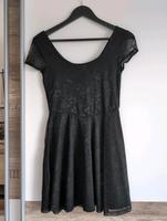 Kleid mit Spitze Bayern - Übersee Vorschau