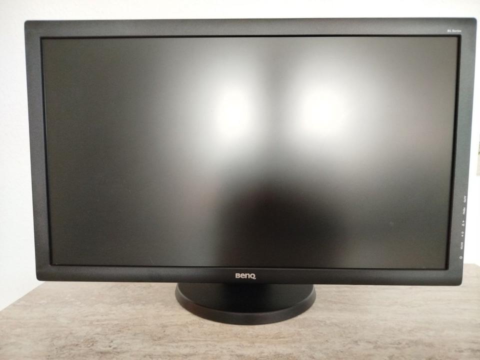 Monitor Benq BL2405PT, 24 Zoll, Full HD, integrierte Lautsprecher in Frankfurt am Main