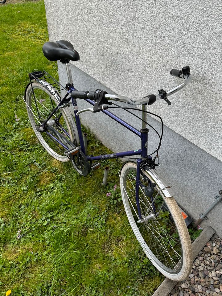 Fahrrad: Klassisches Herrenrad in schöner Farbe in Berlin