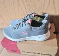 NEU Skechers Go Walk Sneaker in Größe 40 grau Nordrhein-Westfalen - Siegen Vorschau