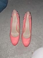 High Heels mit Nieten Nordrhein-Westfalen - Wesseling Vorschau