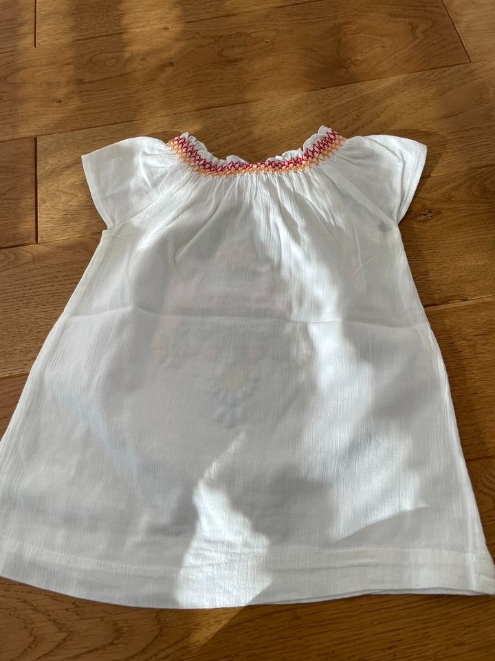 Kleid Baumwolle mit Stickerei Größe 86, später TShirt guter Zust. in Ladenburg
