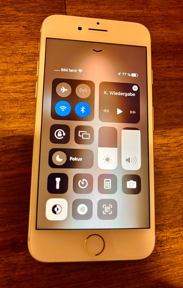 Apple iPhone 7 silber/weiß 32 GB A1778 - Versand möglich in Köln