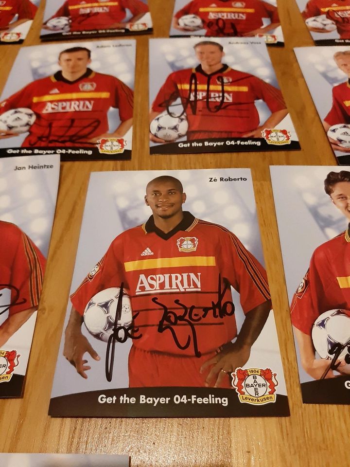 autogrammkarten bayer leverkusen saison 1998/99 in Leipzig