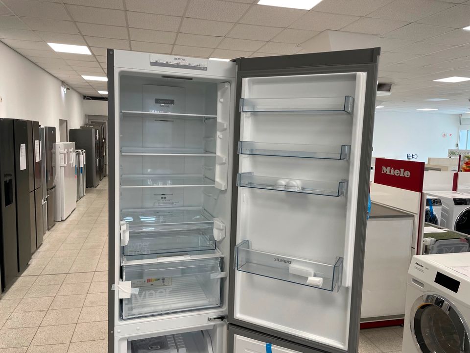 Siemens KG39N2LEC iQ300 Kühl-Gefrier-Kombination, 203cm Hoch in  Niedersachsen - Garbsen | Kühlschrank & Gefrierschrank gebraucht kaufen |  eBay Kleinanzeigen ist jetzt Kleinanzeigen