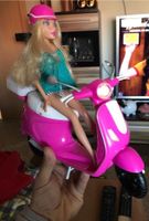 Barbie Puppe + Vespa  Roller Vorpommern-Rügen - Landkreis - Sundhagen Vorschau