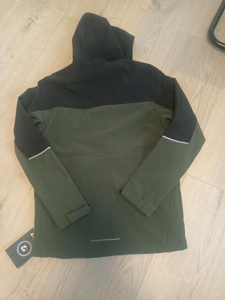 Softshell Jacke Killtec Jungen 176 NEU in Berlin