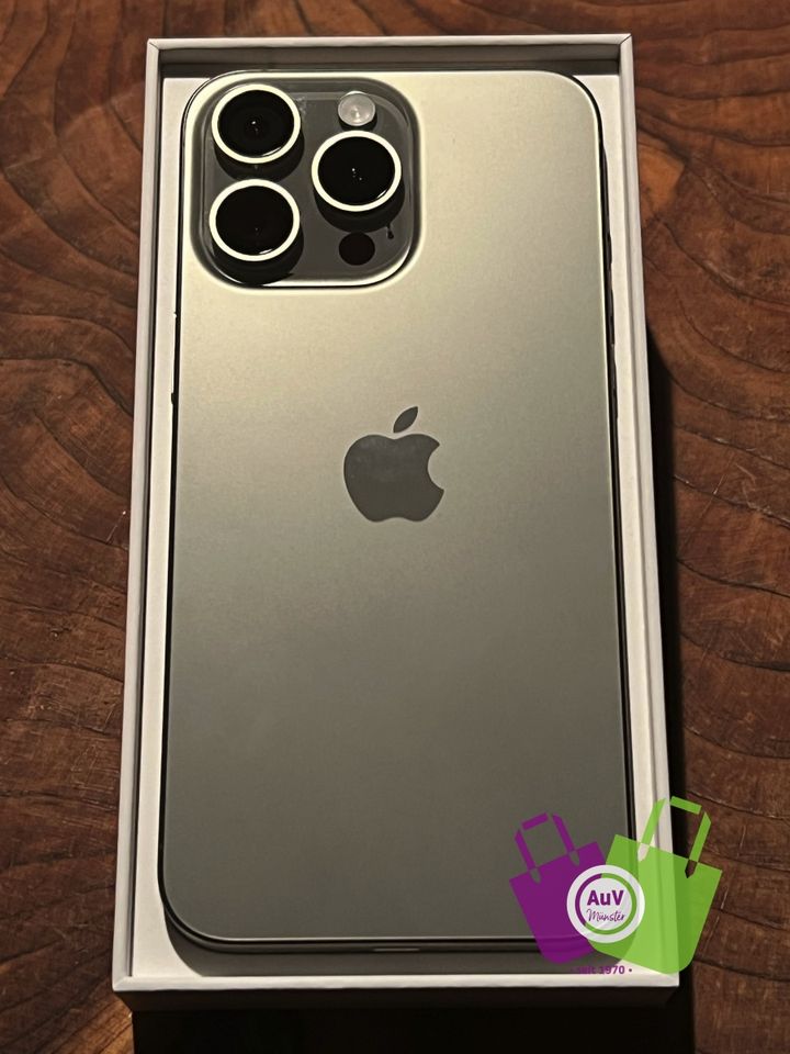Apple iPhone 15 PRO MAX-256GB/NATUR Titanium-NEUWERTIG/OVP/100% in Centrum