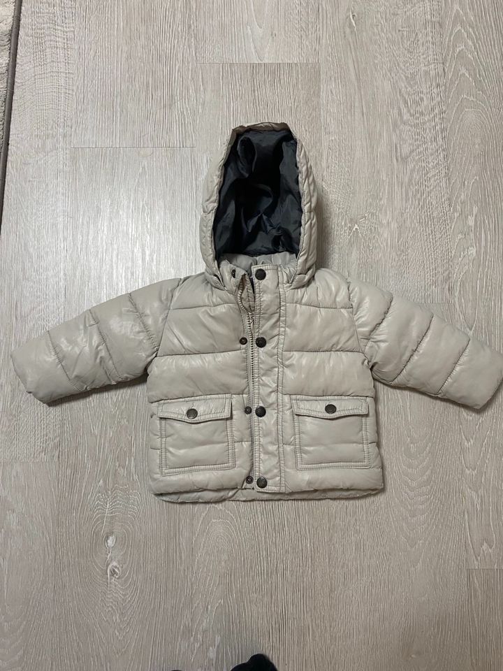 Zara Jungen winterjacke Gr.80 Grau in Karlsruhe