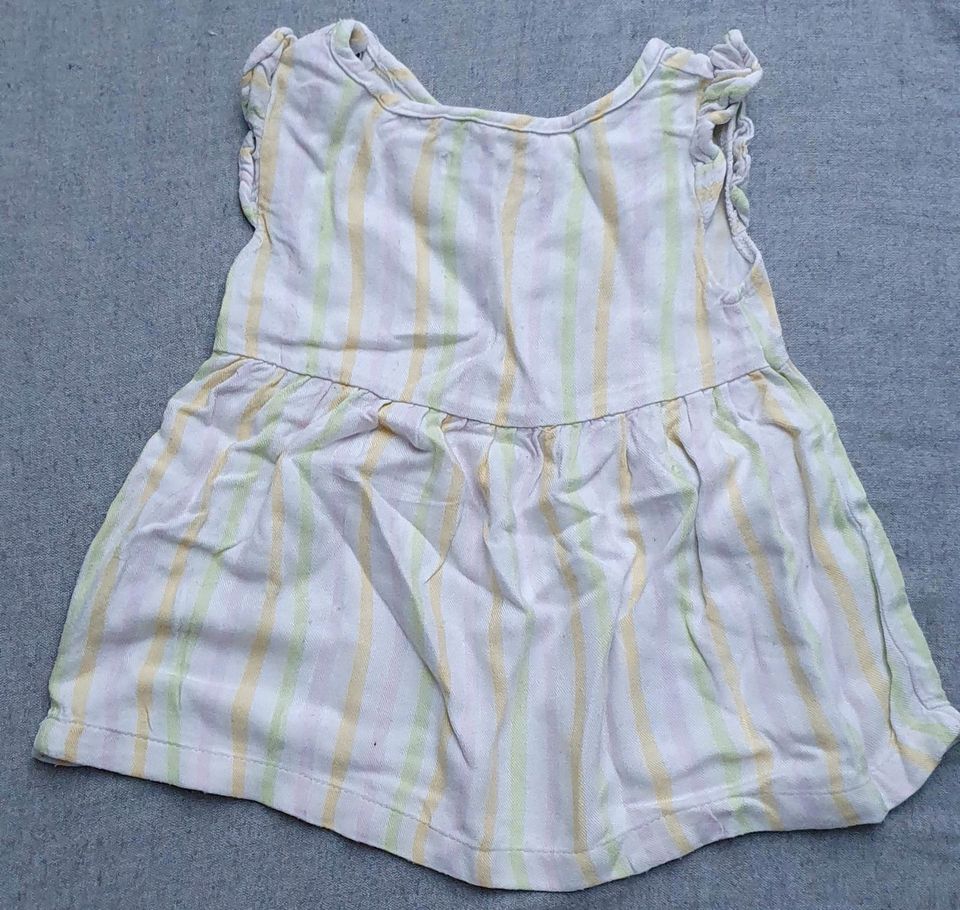 Kleid Sommerkleid Mädchen Gr 74 in Beckum
