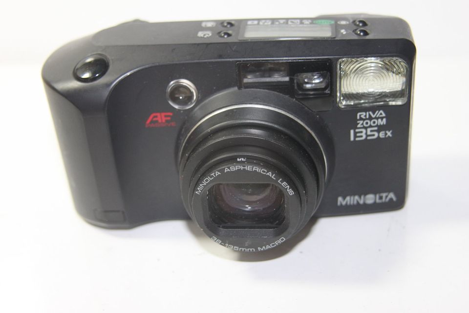 gebrauchte Minolta Rva Zoom 135ex  Kompaktkamera in Buxtehude