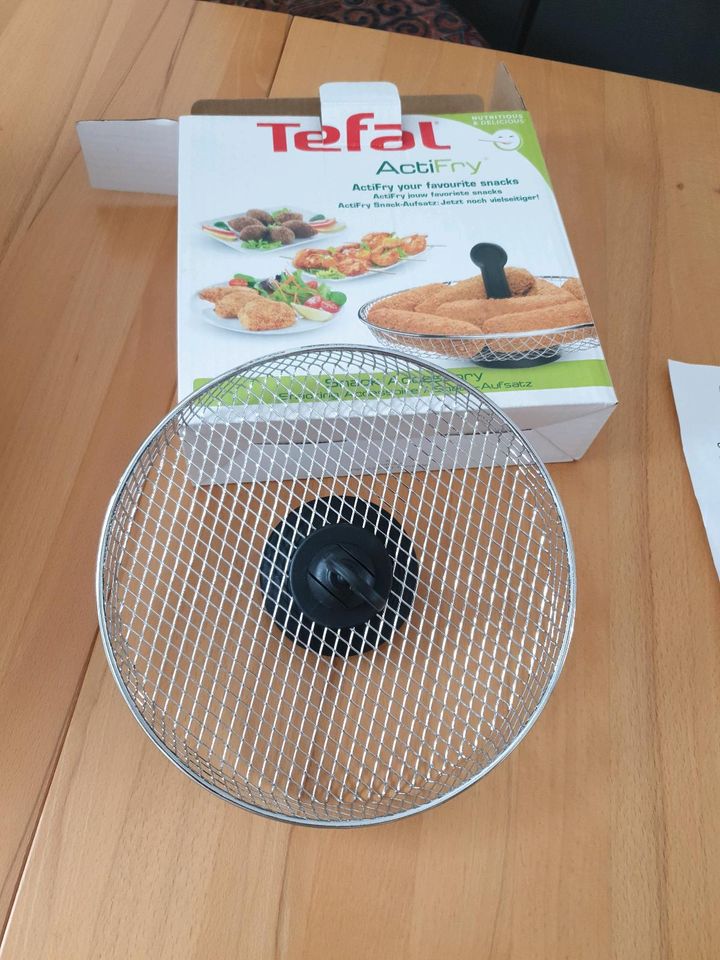 Tefal Actifry Heissluftfritteuse mit neuem Snack Aufsatz in Wolfhagen 