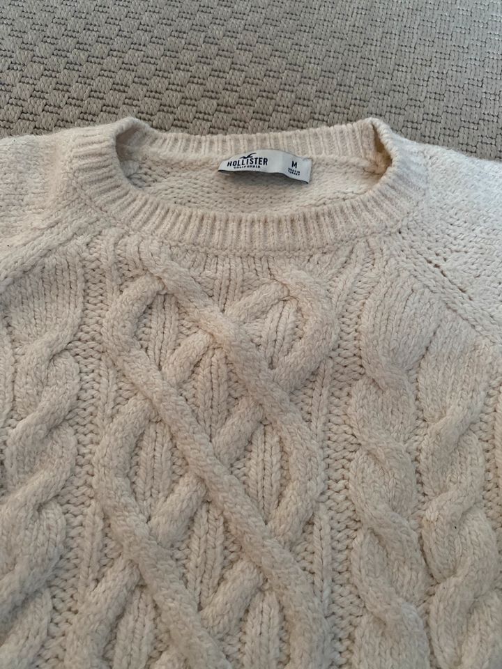 Hollister Strickpullover beige, Gr. M in Frechen