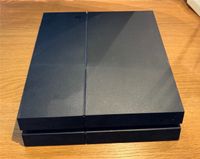 PlayStation 4, 500 gb, 2x Controller, diverse Spiele Baden-Württemberg - Leonberg Vorschau