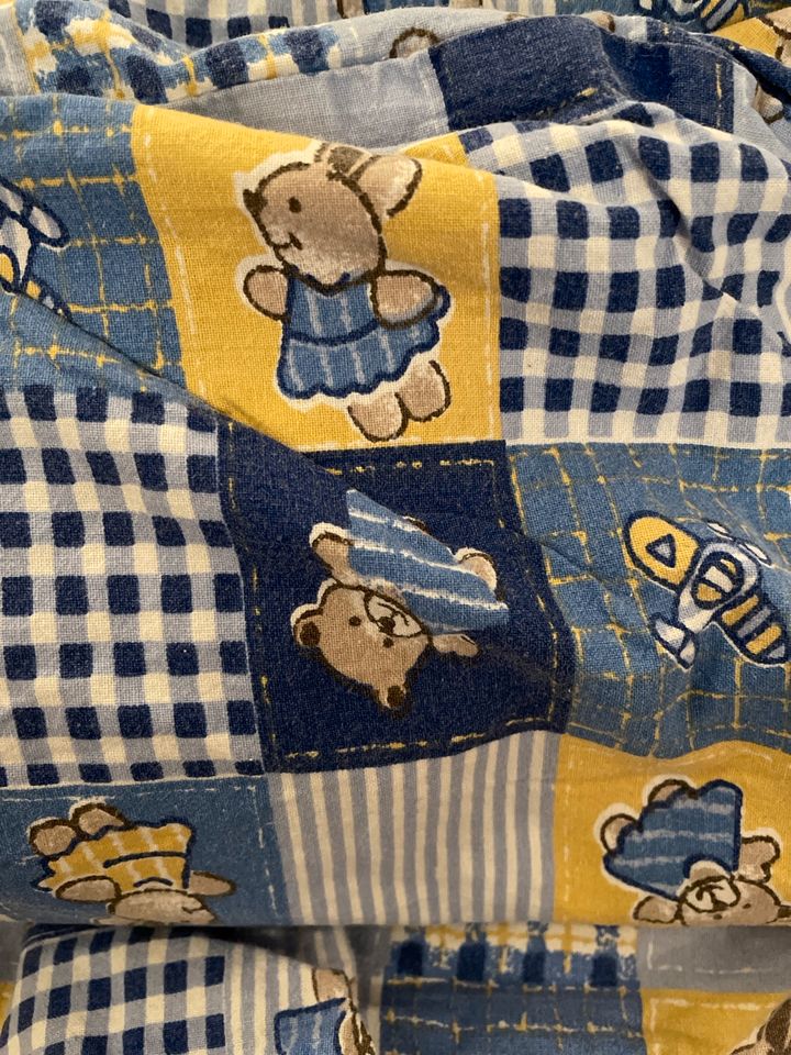 Blaue Kinderbettwäsche mit Bären und Hasen in Dortmund