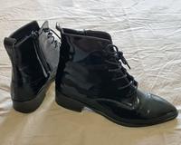 Damen Spitz-Halbstiefeletten Boots mit Absatz schwarz Gr.37 Nordrhein-Westfalen - Gladbeck Vorschau