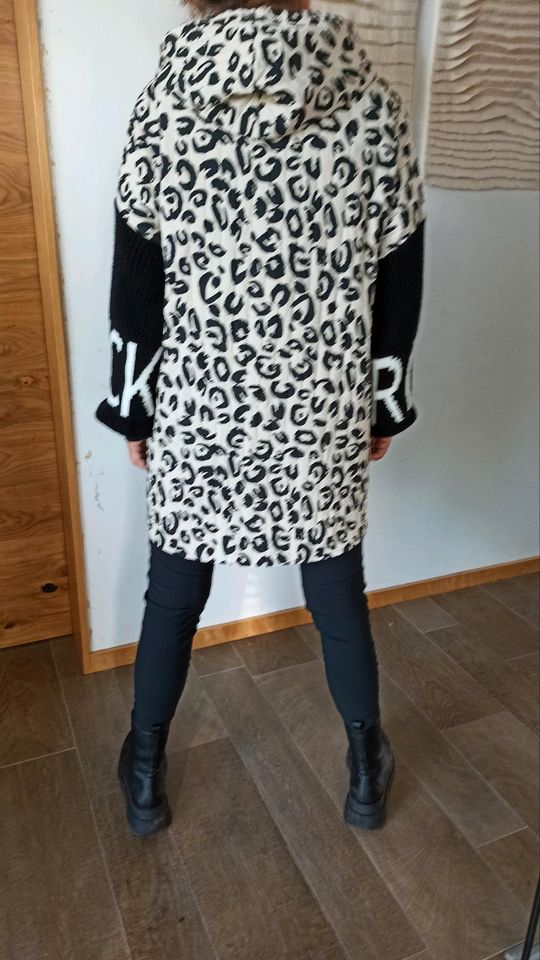 Jacke Oversize Leoprint Lagenlook M L Übergangsjacke in Korbußen