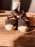 H & M Sandalen Keilabsatz schwarz Berlin - Charlottenburg Vorschau