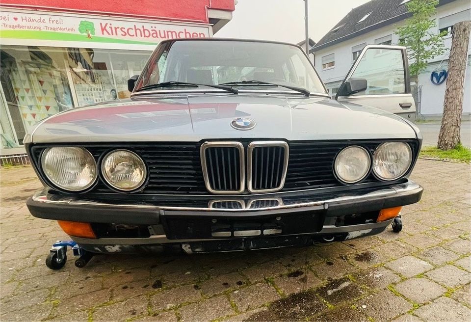 BMW E28 520i in Philippsburg