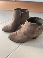 Orig. Catwalk STIEFELETTE in braun gr. 39 Brandenburg - Fredersdorf-Vogelsdorf Vorschau