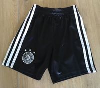 ❤️❤️❤️ Kurze Hose Gr. 98 Adidas schwarz Short Bayern - Feldkirchen-Westerham Vorschau