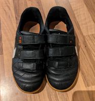 Nike Tiempo Sportschuhe Hallenschuhe Gr. 28 schwarz Kr. München - Riemerling Vorschau