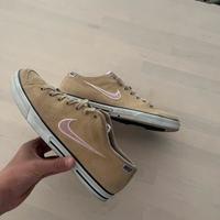 Nike Capri SI Damen Sneaker | Beige | Größe 40 | Top Zustand Brandenburg - Bernau Vorschau