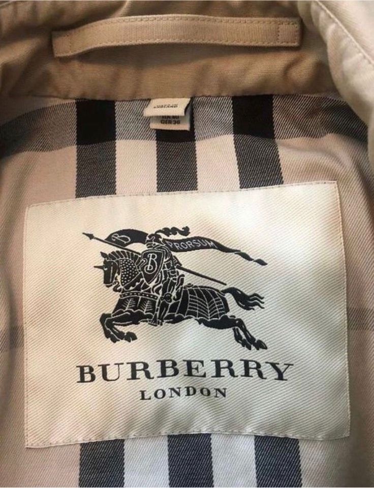 Burberry Queensborough Mid-length Trench Coat in Honey - wie neu in Trier