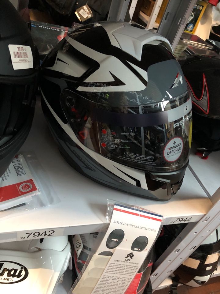 Astone Motorradhelm Fasser gt1000 größe S in Hemslingen