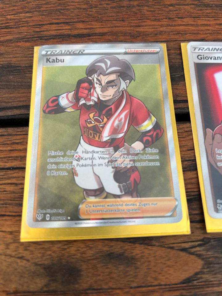 4 Pokémon Ultra Rare Karten Trainer sehr selten inkl. Hülle in Bonn