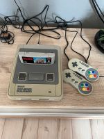 Super Nintendo Konsole + 2 Controller + Mario Kart Schleswig-Holstein - Groß Rheide Vorschau