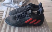 Fussballschuhe Adidas mit Stollen Größe 31 Nordrhein-Westfalen - Selm Vorschau