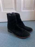 Hugo Boss Stiefel Wildleder Gr. 37 /eher 38 DE schwarz Halbschuhe Berlin - Mitte Vorschau