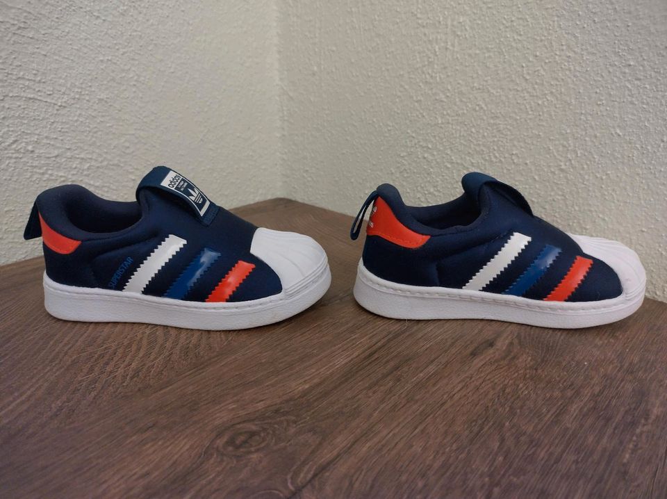 Adidas Superstar 360 I Größe 22 in Hann. Münden