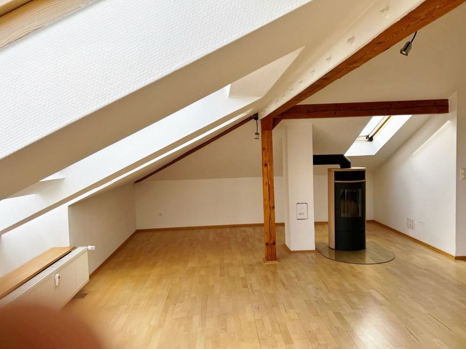 4,5-Zimmer-Maisonette-Wohnung mit viel Platz und Charme in Nürnberg (Mittelfr)