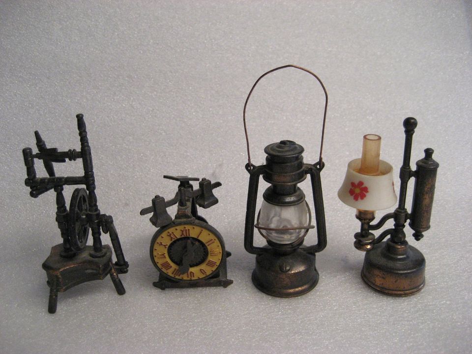 *25 tlg.Miniaturen Set Messing u.a.,Setzkasten,Puppenstube...* in Garbsen