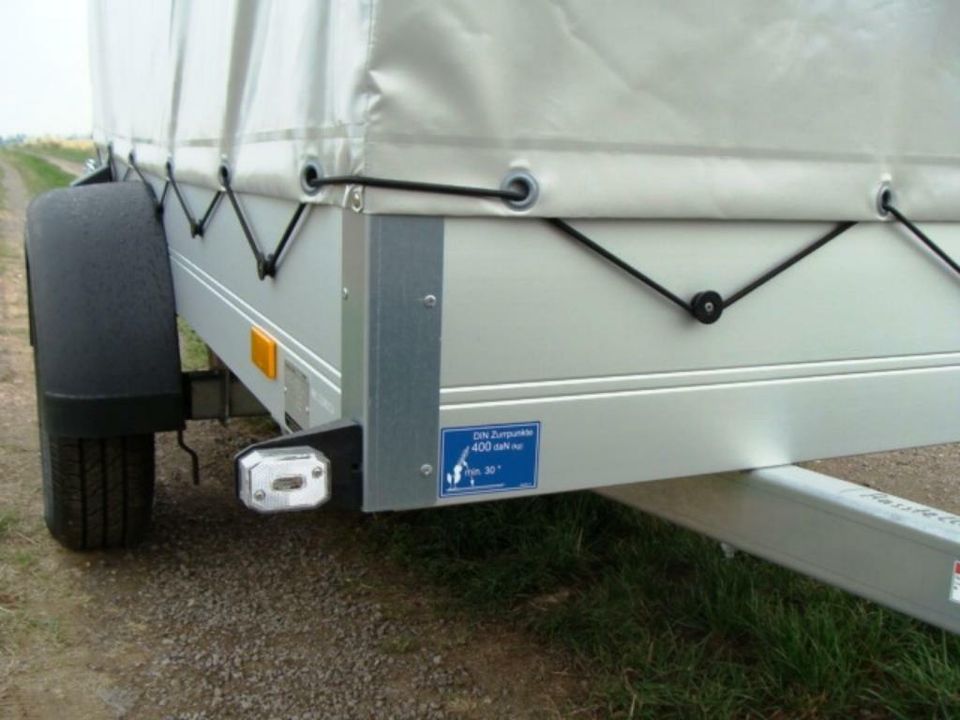 Startrailer Aluanhänger Profiserie 1300 kg 2510x1310x1500 mm C&P in Elsdorf