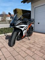 KTM RC 390 Schwarz-Weiß (Neuwertig!) Bayern - Diedorf Vorschau