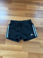 Kinder Adidas Short Baden-Württemberg - Ihringen Vorschau