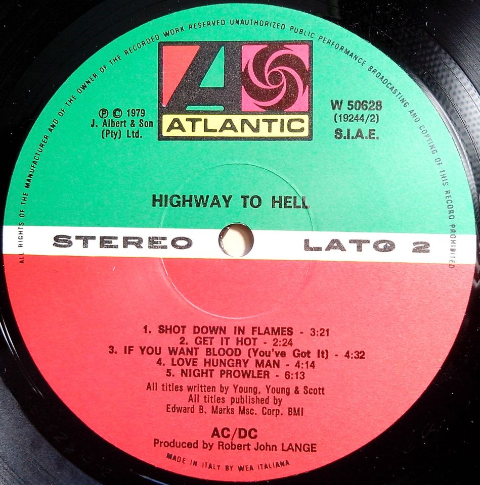 Vinyl Hard Rock LP AC/DC Highway To Hell IT 1979 in Berlin