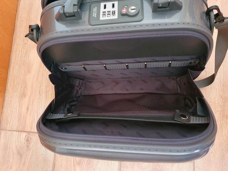 Neu Rimowa Beauty Case Kosmetik Tasche in Bad Fallingbostel