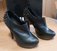 Plateau High Heels Nieten Gr.38 Wandsbek - Hamburg Bramfeld Vorschau